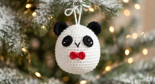 Little Christmas Panda view 1